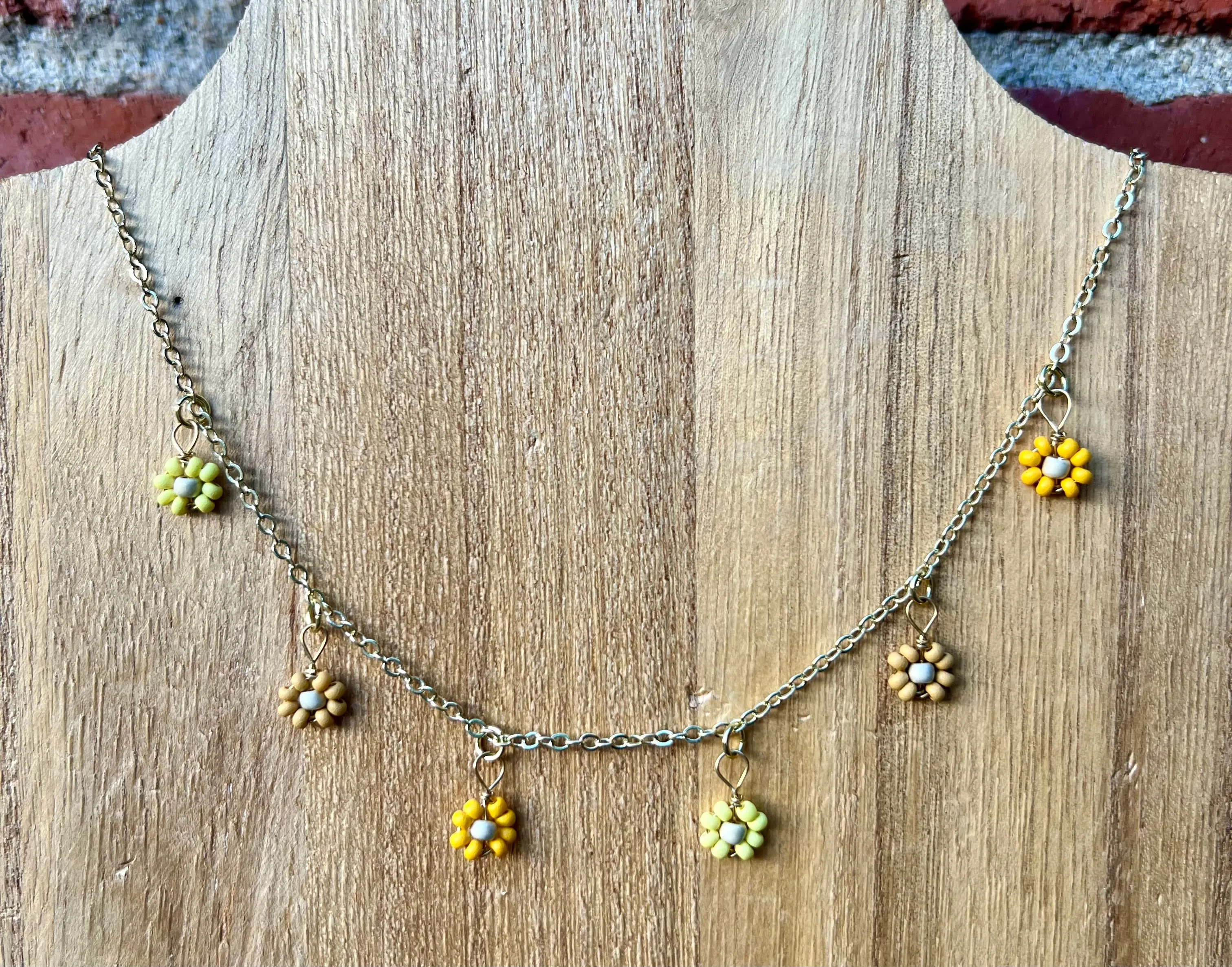 Beaded Daisy Necklace