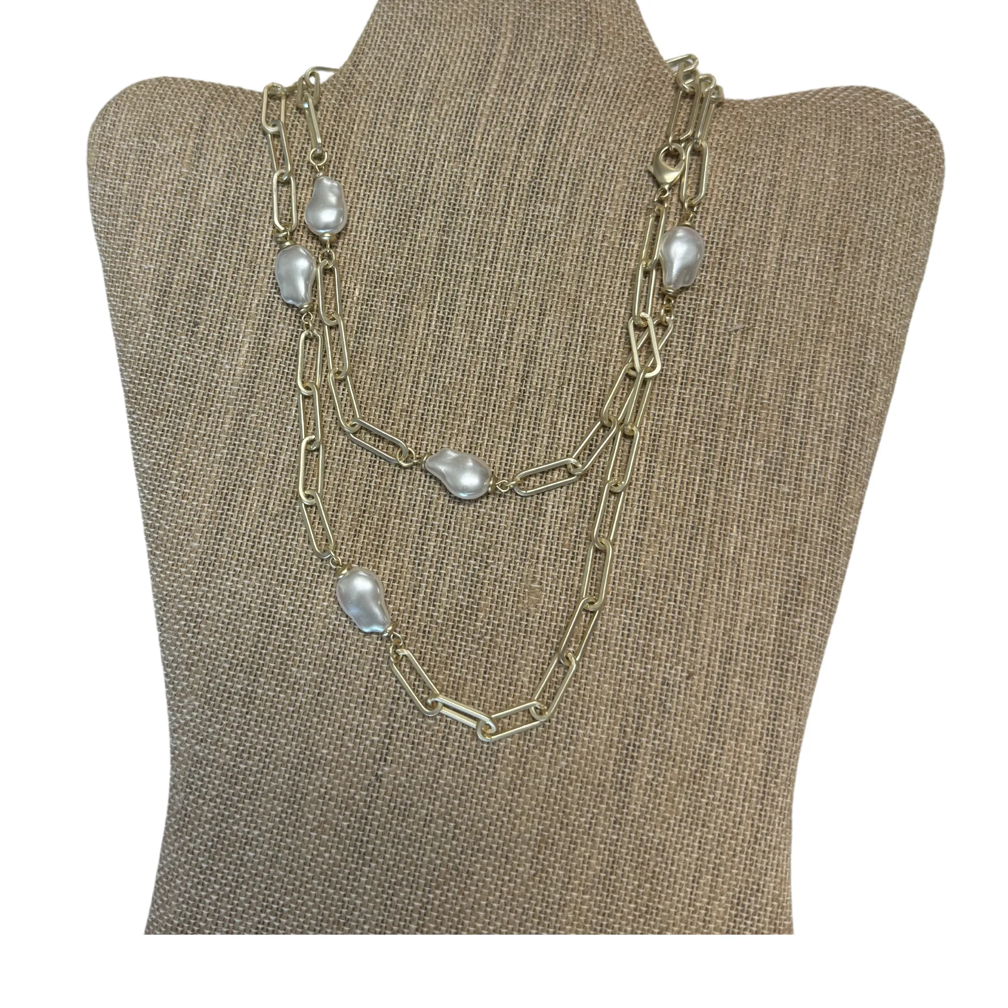 Chain Link Necklace with Pearl Accent