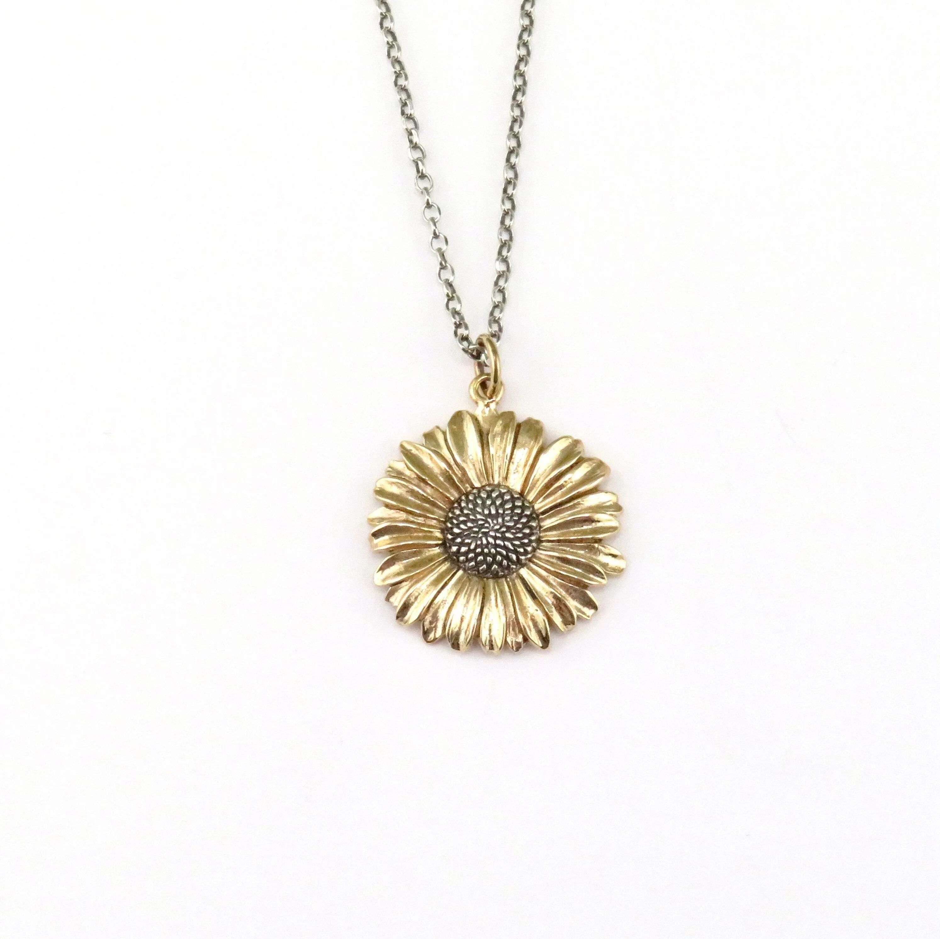 Daisy Necklace - Large