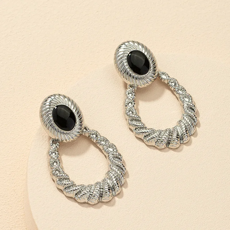 Exquisite European and American Metal Textured Earrings - Fashionable Statement Jewelry