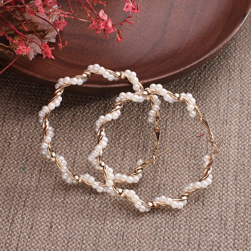 Fashionable Big-name Creative C-shaped Pearl Earrings