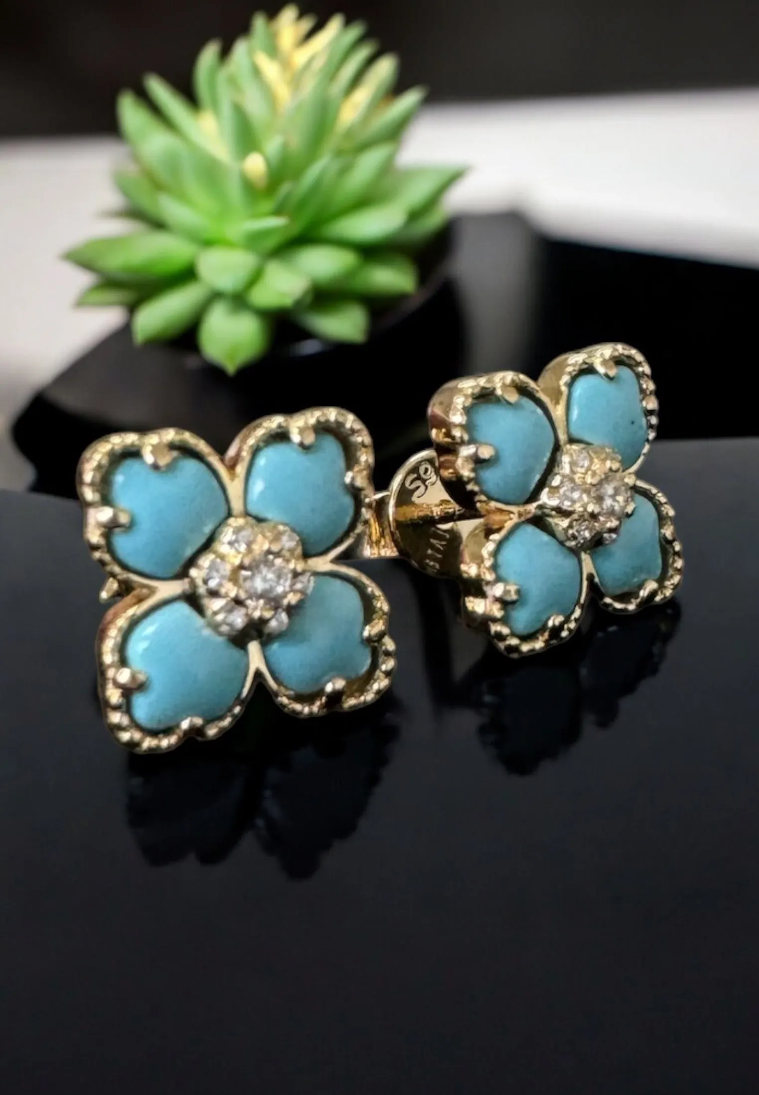 Flower Clover Turquoise Stud Earrings Gold