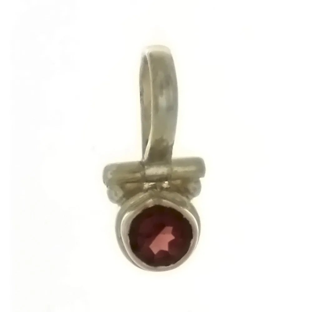 GEMSTONE GARNET ROUND W/ BAR BAIL 6 MM SS PENDANT