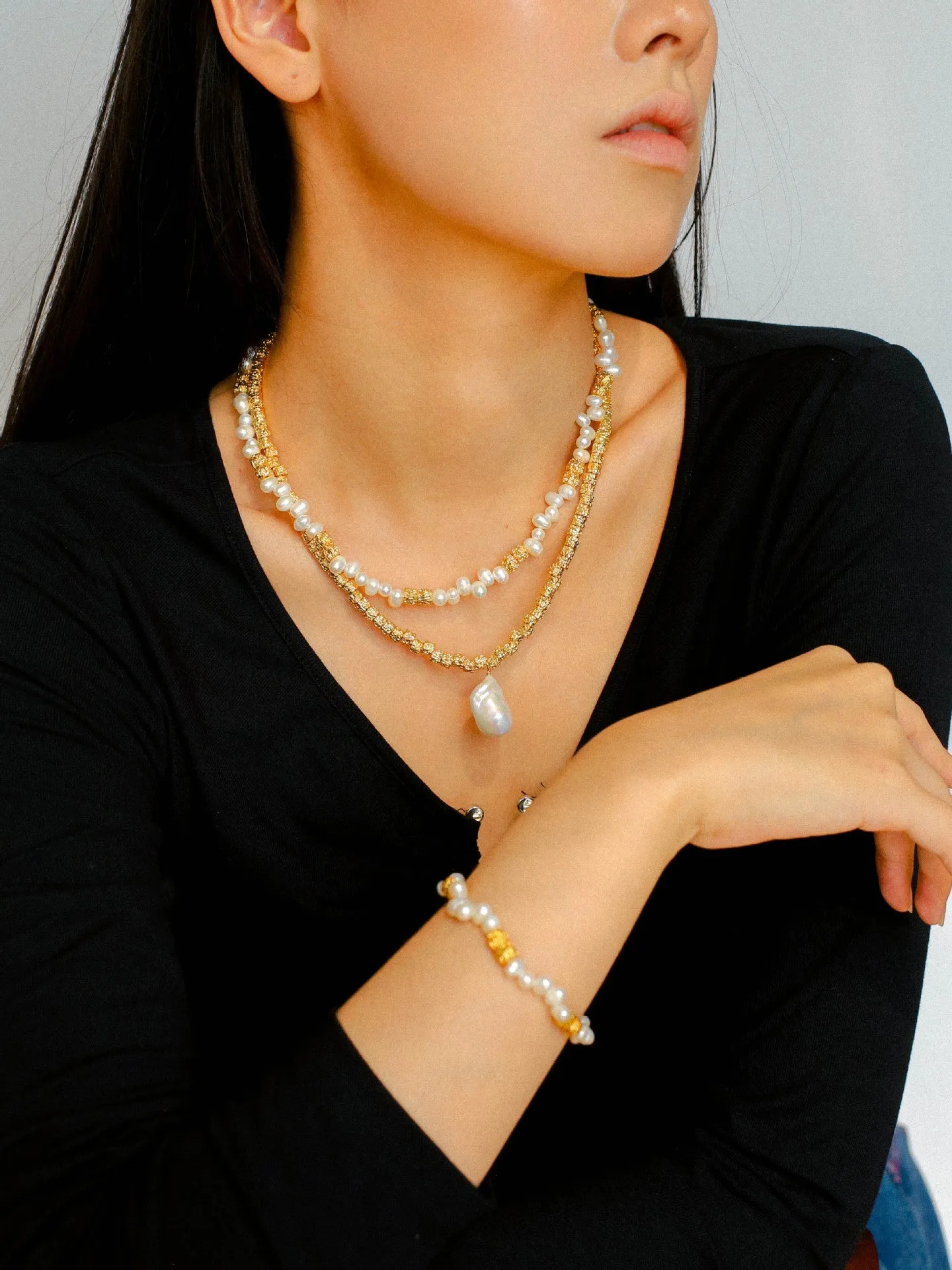 Golden Bean Staggered Pearl Necklace