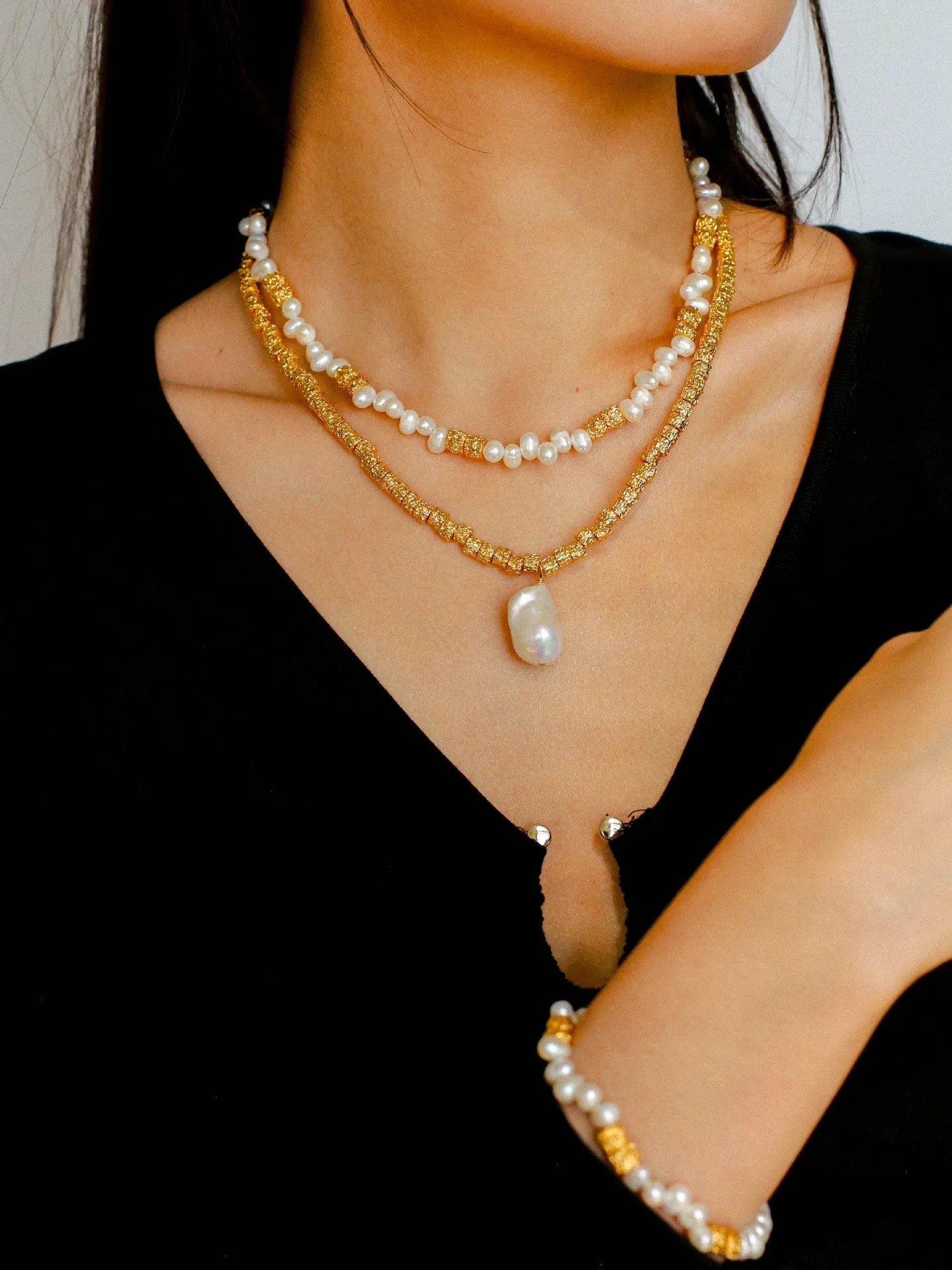 Golden Bean Staggered Pearl Necklace