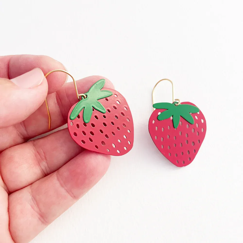 Midi Strawberry Earrings - Red & Green