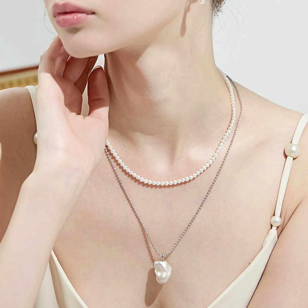 New Yorker Baroque Pearl Necklace WN00543