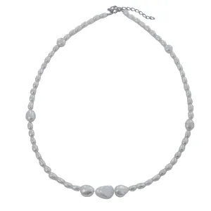 Pretty Pearl Necklace