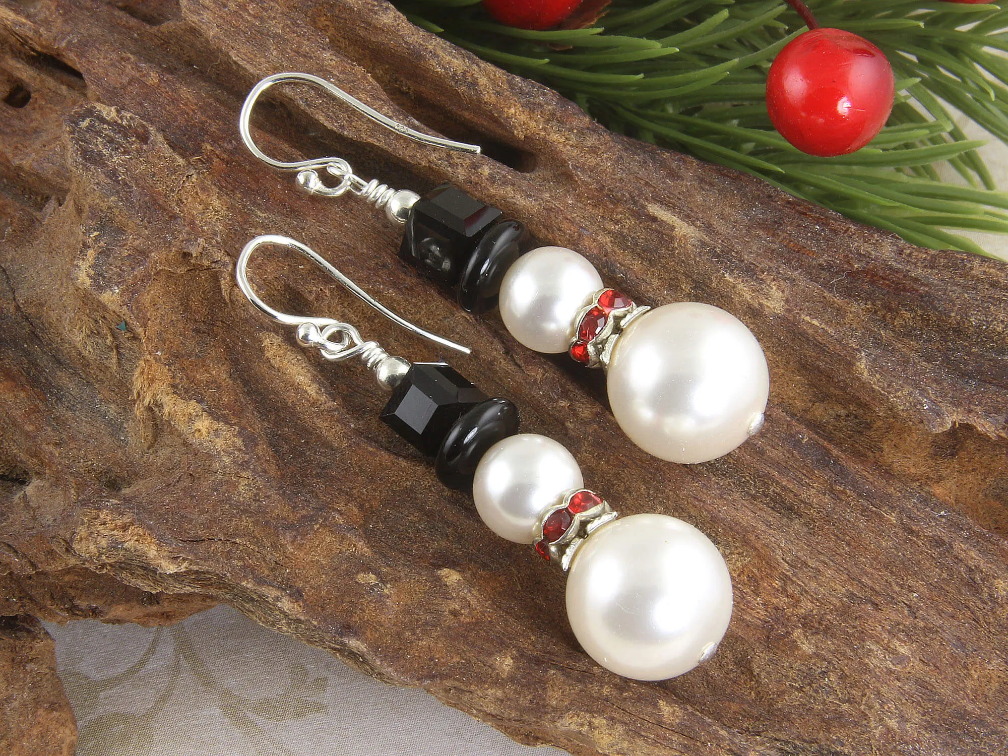 Snowman Christmas Pearl Earrings