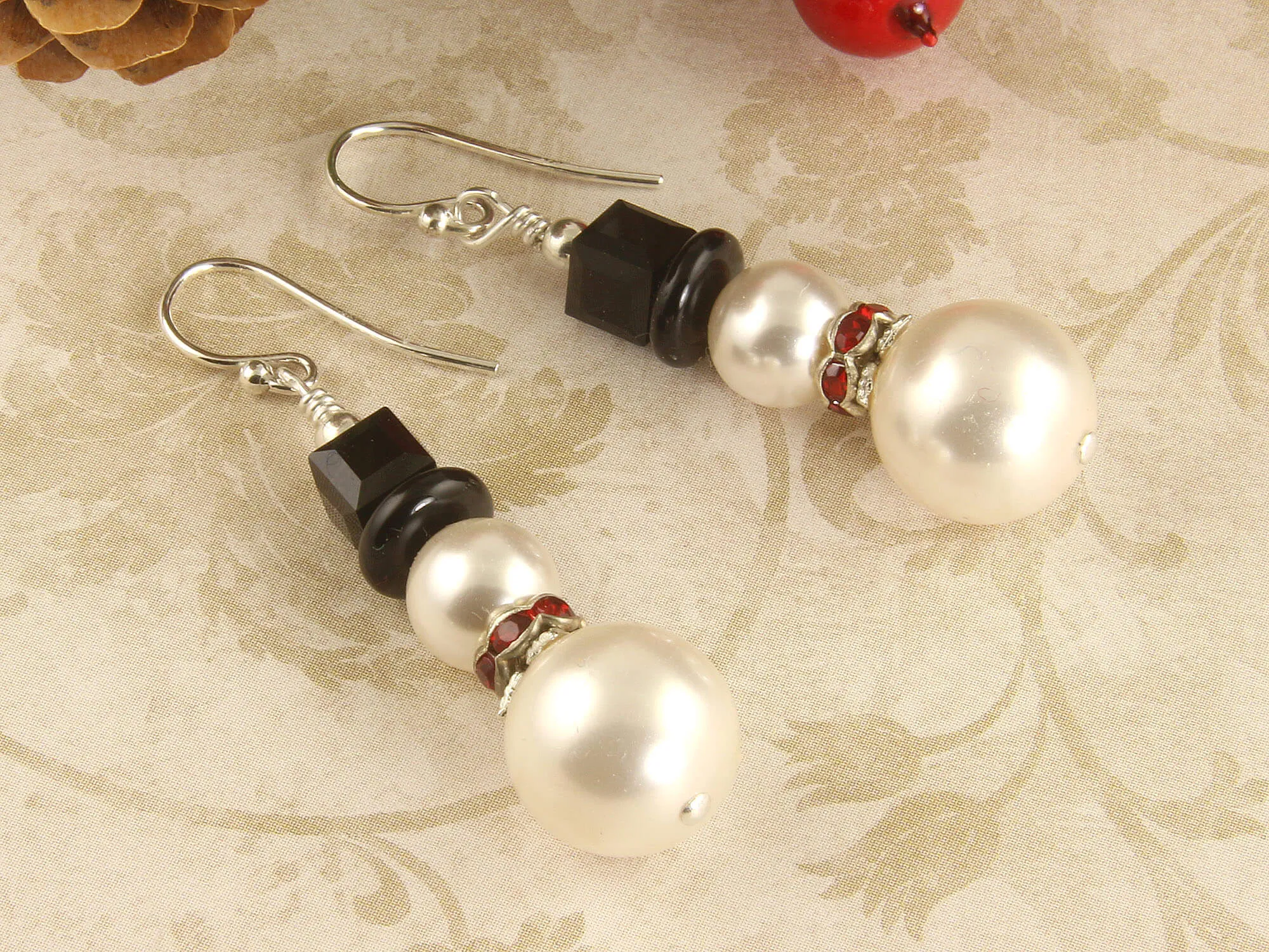 Snowman Christmas Pearl Earrings